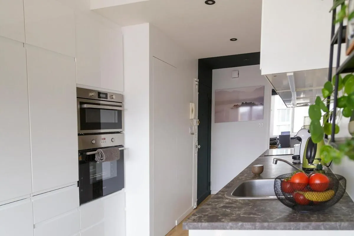 Loft Spirit, 15 Minutes Walk From Eiffel Tower Apartment Paris